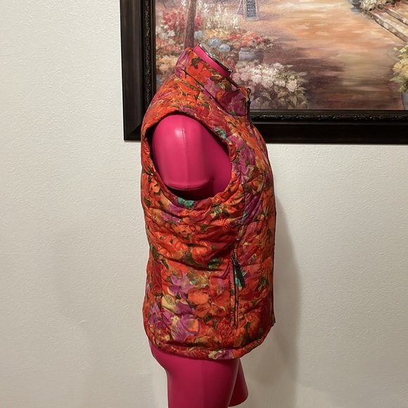 Eddie Bauer Quilted Goose Down Puffer Floral Vest Jacket Size M Orange Red Pink - Picture 4 of 9